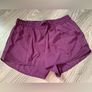 Lululemon Hotty Hot Short 4”
